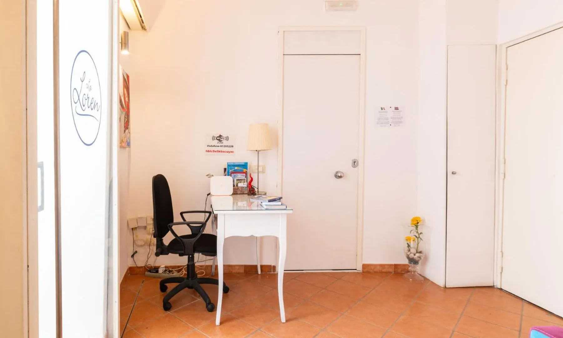 Laloren By Domusextra Naples