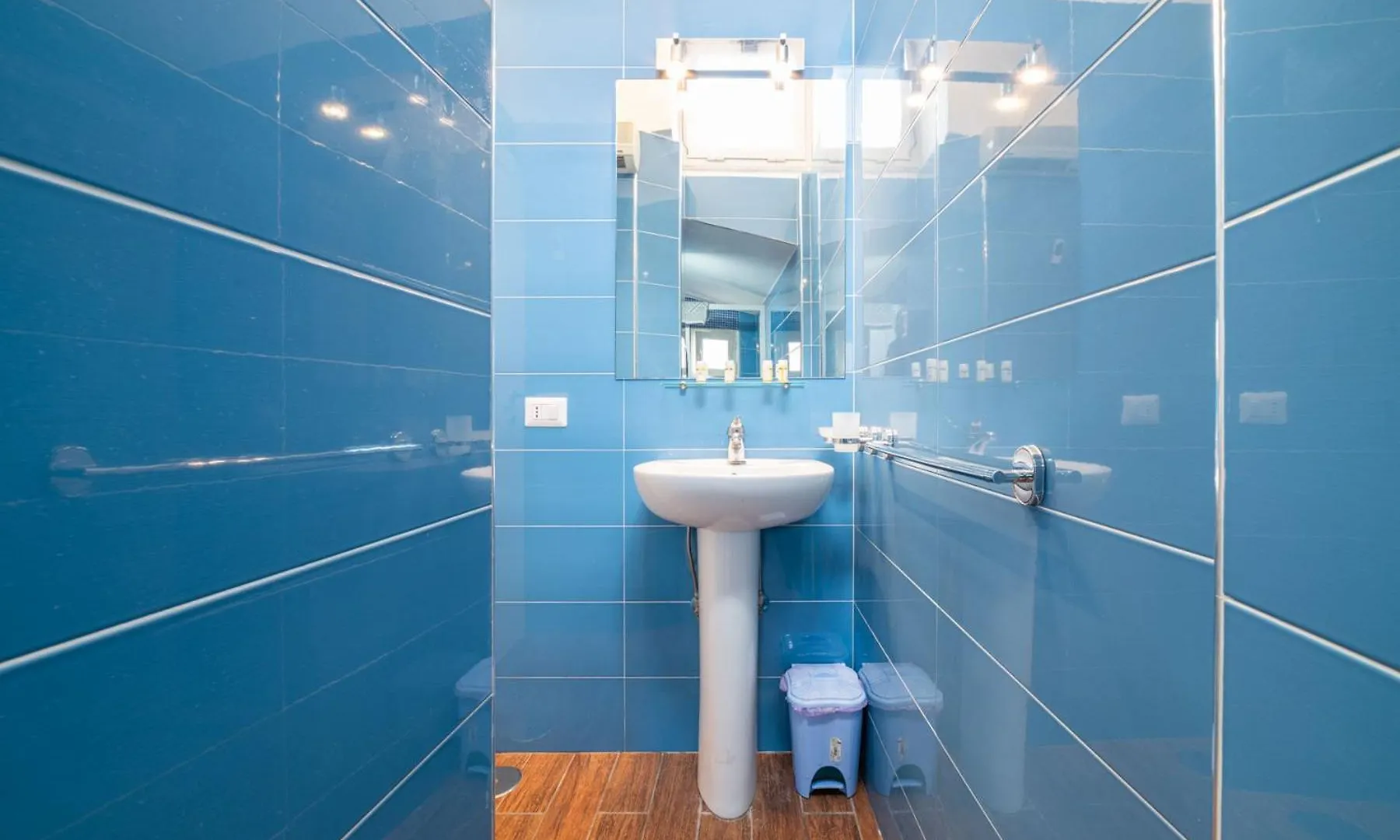 Apartment Laloren By Domusextra Naples